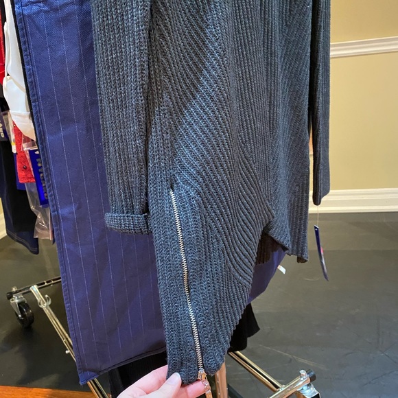 Long Grey Nygård Women's Sweater Size Medium - Picture 2 of 6